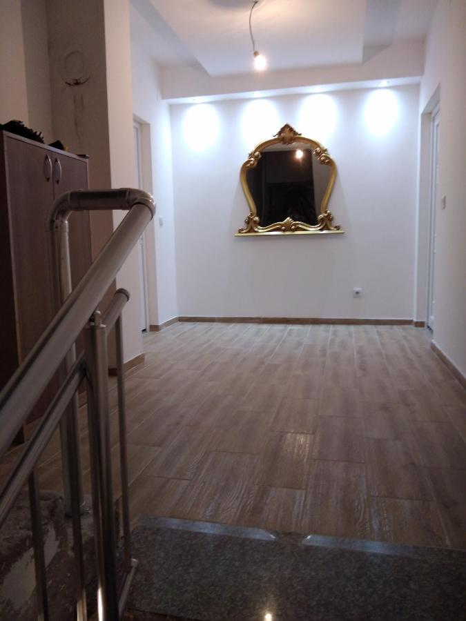 Vila Centar Mb Bed and Breakfast Sjenica Exteriör bild